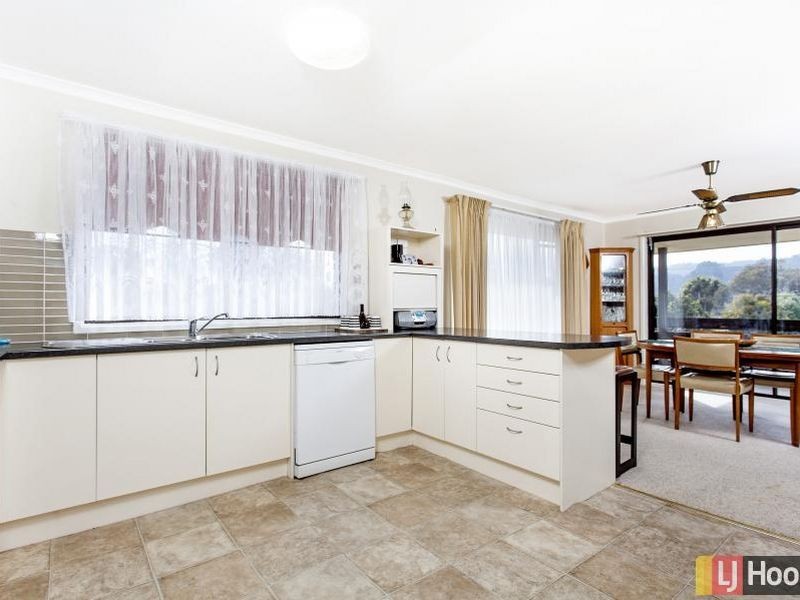 25 Woodger Parade, Queanbeyan NSW 2620