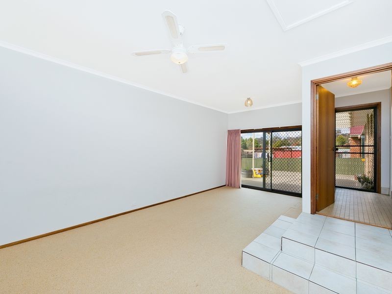 9 Garrong Avenue, Queanbeyan NSW 2620