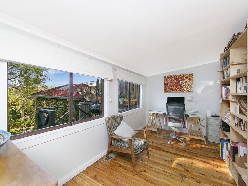 24 McIntosh Street, Queanbeyan NSW 2620