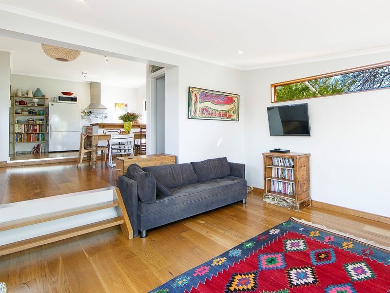 24 McIntosh Street, Queanbeyan NSW 2620