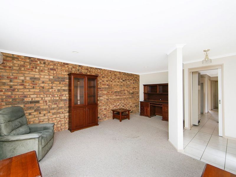 8 Koorong Place, Queanbeyan NSW 2620