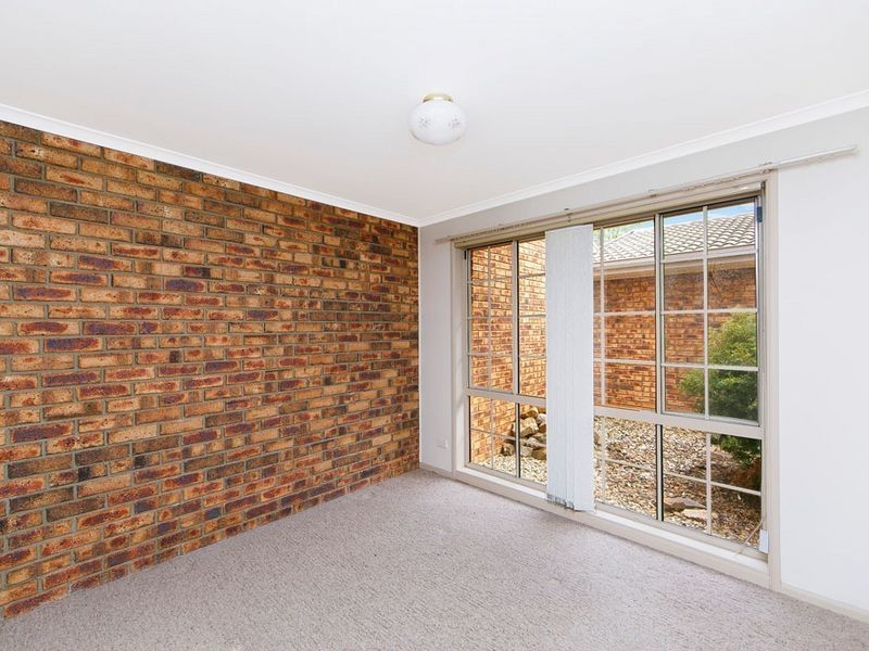 8 Koorong Place, Queanbeyan NSW 2620