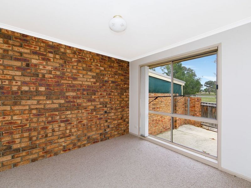 8 Koorong Place, Queanbeyan NSW 2620