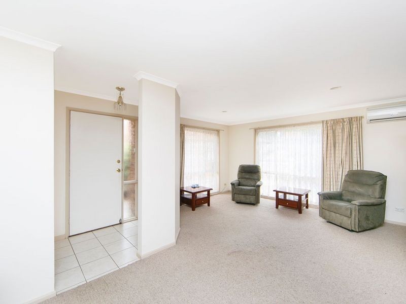 8 Koorong Place, Queanbeyan NSW 2620