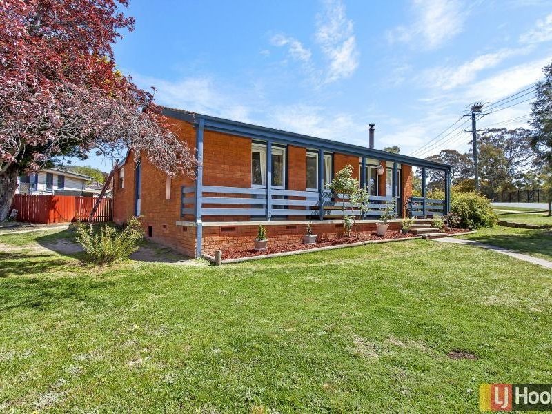 1 Cassia Crescent, Queanbeyan NSW 2620