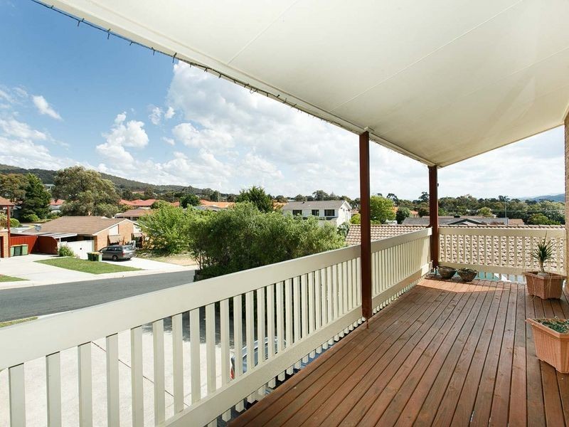 86 Crest Park Parade, Queanbeyan NSW 2620
