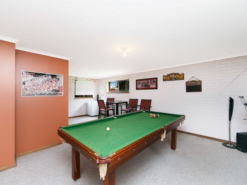 86 Crest Park Parade, Queanbeyan NSW 2620