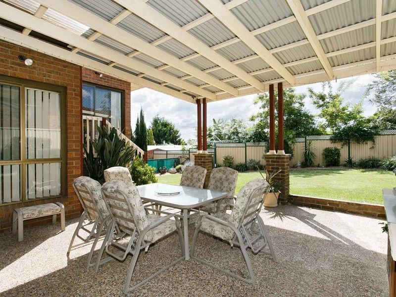 86 Crest Park Parade, Queanbeyan NSW 2620
