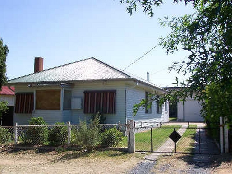 Atkinson Street, Queanbeyan NSW 2620