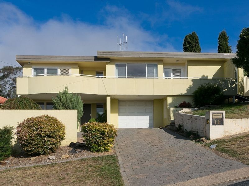 11 Camelia Place, Queanbeyan NSW 2620