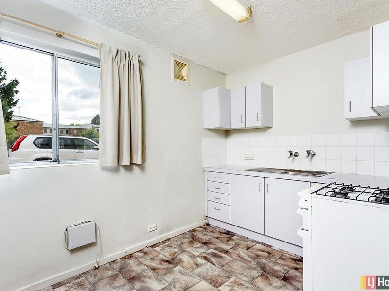 5/25 Macquoid Street, Queanbeyan NSW 2620