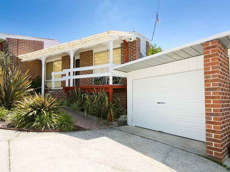2/24 Delmar Crescent, Queanbeyan NSW 2620