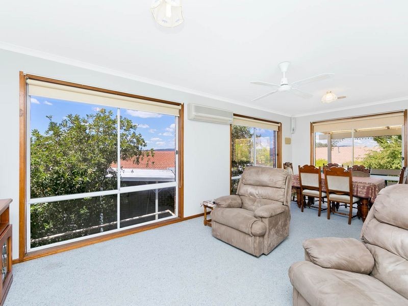 2/24 Delmar Crescent, Queanbeyan NSW 2620