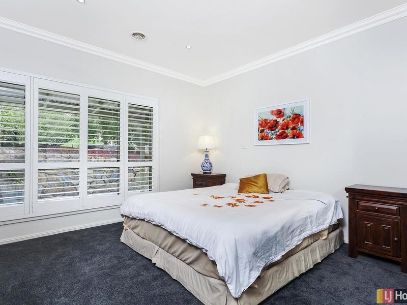 9 Euroka Place, Jerrabomberra NSW 2619