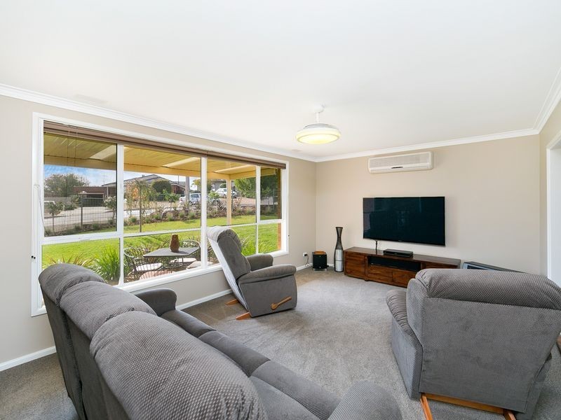27 Charles Street, Queanbeyan NSW 2620