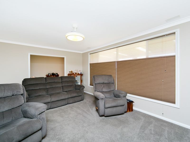 27 Charles Street, Queanbeyan NSW 2620