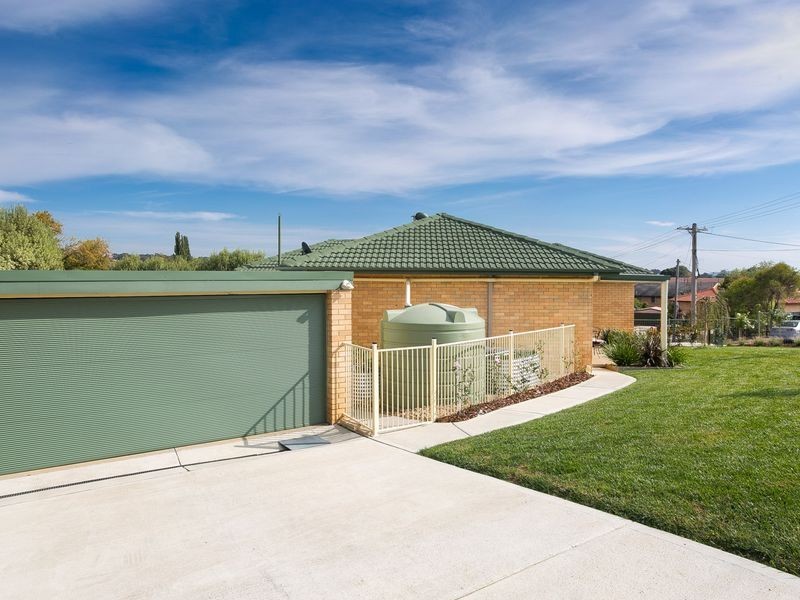 27 Charles Street, Queanbeyan NSW 2620