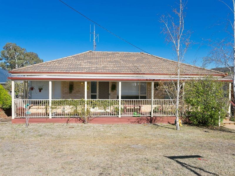 6 Wilgabar Way, Queanbeyan NSW 2620