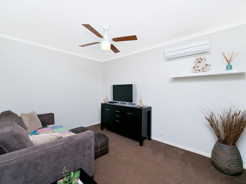 6 Wilgabar Way, Queanbeyan NSW 2620