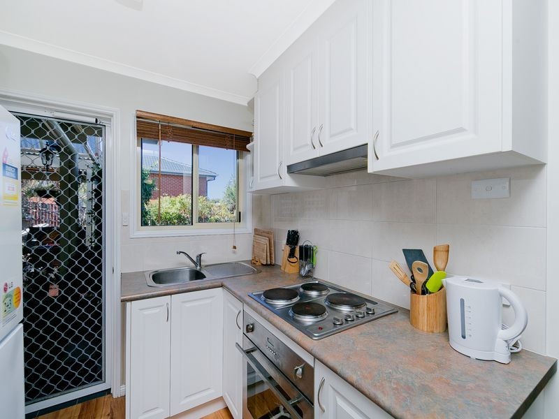 6 Wilgabar Way, Queanbeyan NSW 2620