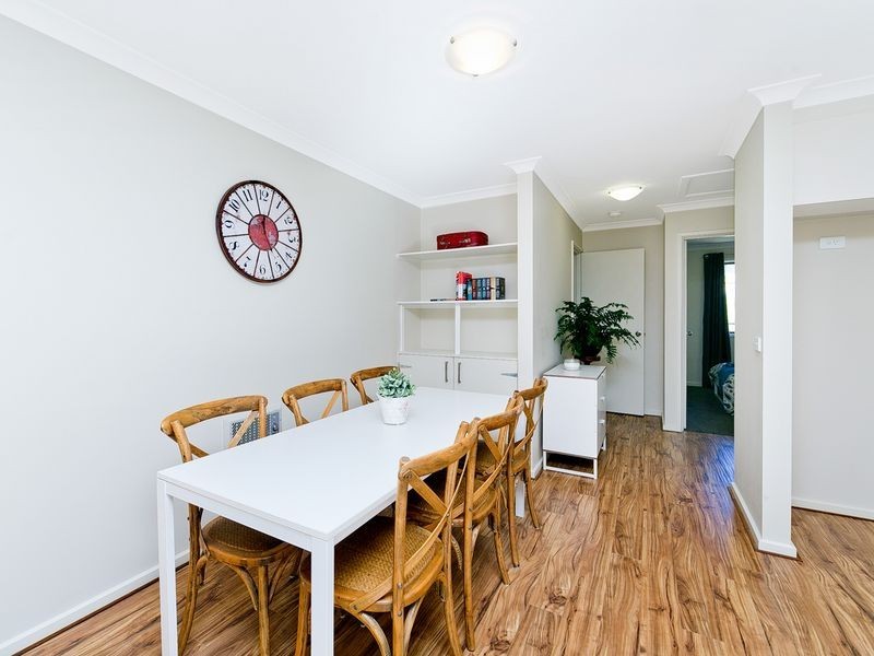 2/20 Stornaway Road, Queanbeyan NSW 2620