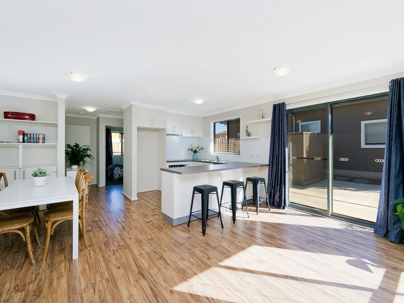 2/20 Stornaway Road, Queanbeyan NSW 2620