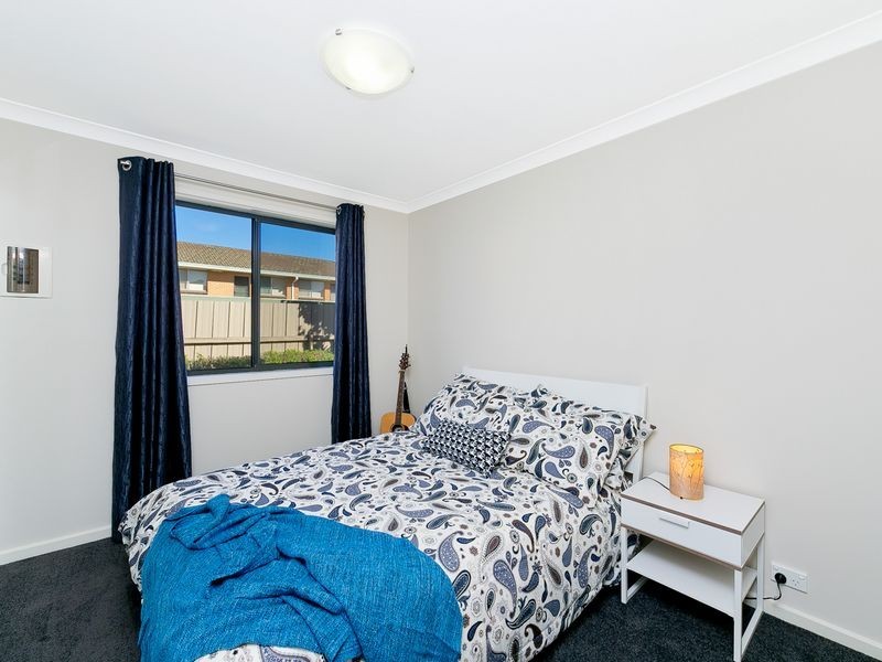 2/20 Stornaway Road, Queanbeyan NSW 2620