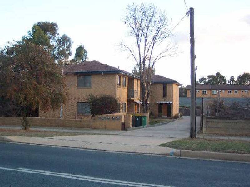 Atkinson Street, Queanbeyan NSW 2620