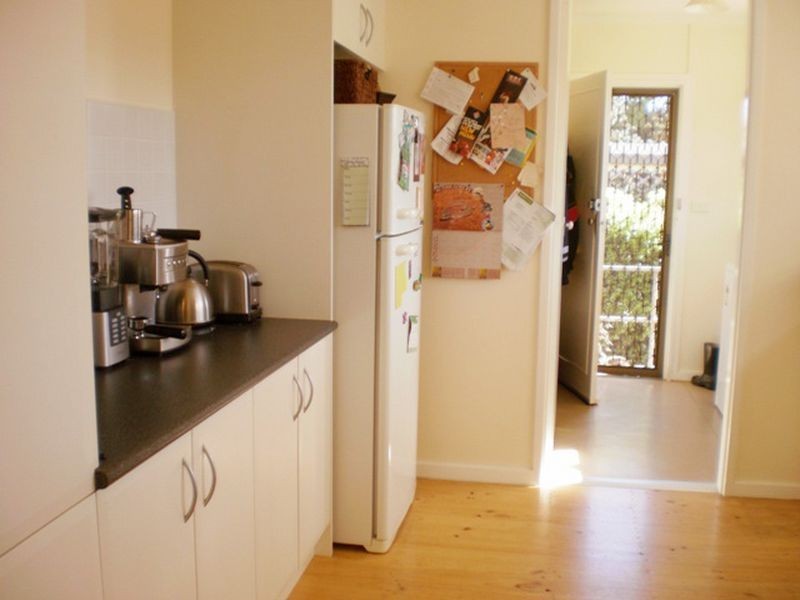 10 Agnes Avenue, Queanbeyan NSW 2620