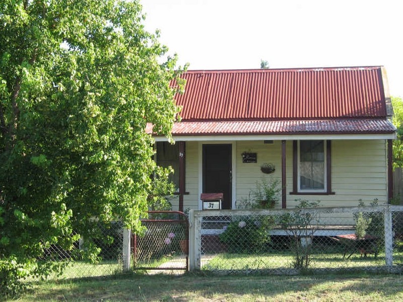 Henderson Road, Queanbeyan NSW 2620