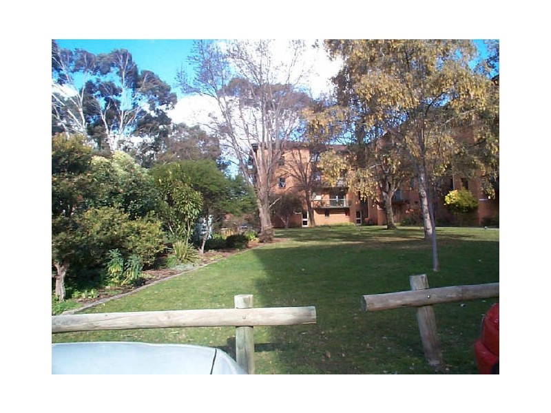 Mowatt Street, Queanbeyan NSW 2620