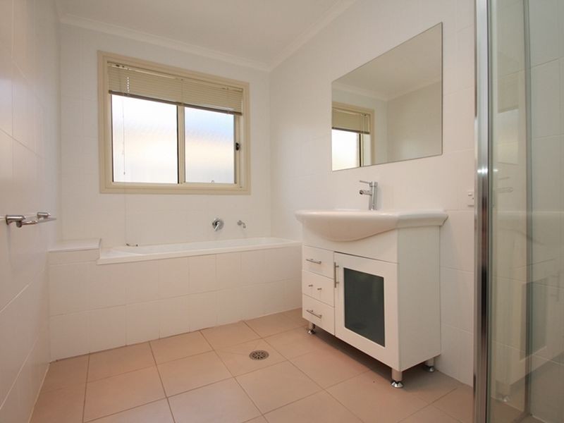 5 Birch Drive, Bungendore NSW 2621
