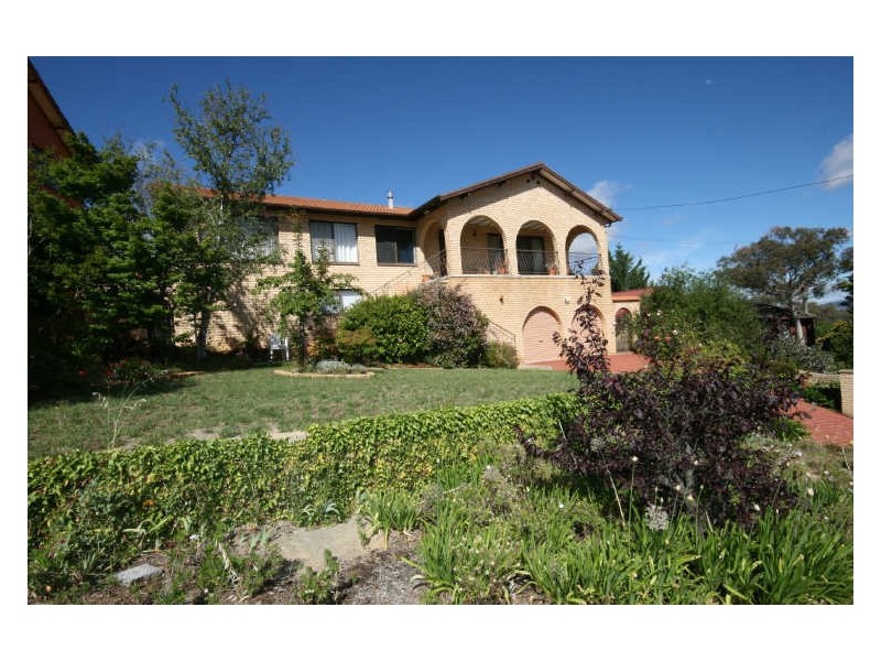 36 Nimmitabel Street, Queanbeyan NSW 2620