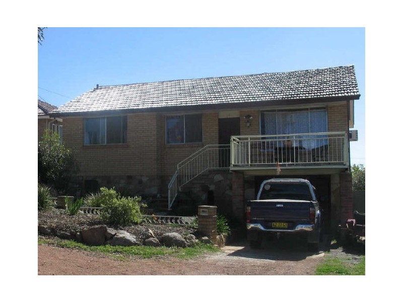 39 Crest Road, Queanbeyan NSW 2620