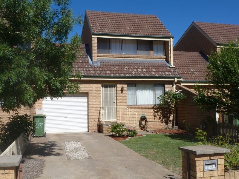 3/1 Donald Road, Queanbeyan NSW 2620