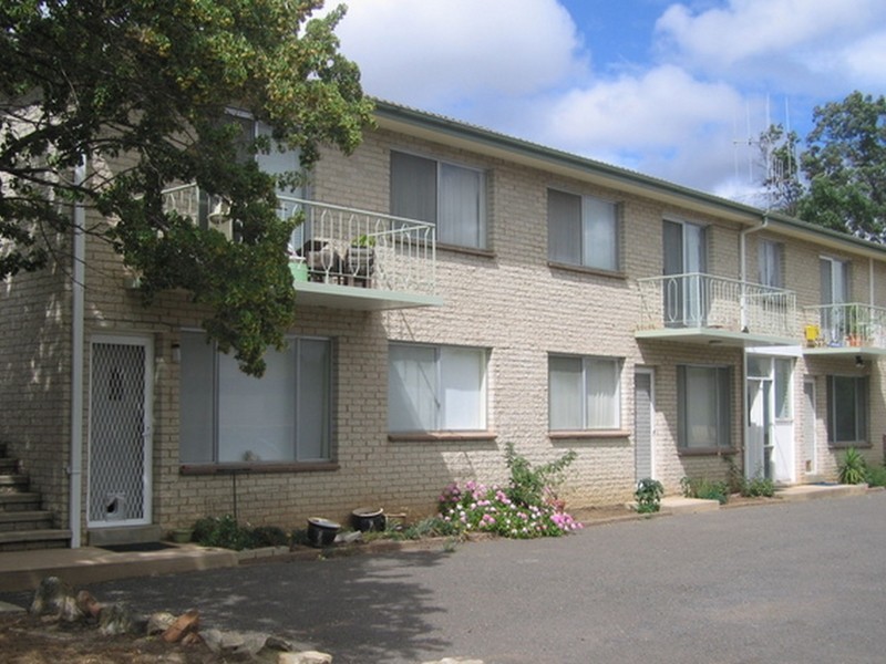 6 18 Broughton Place, Queanbeyan NSW 2620