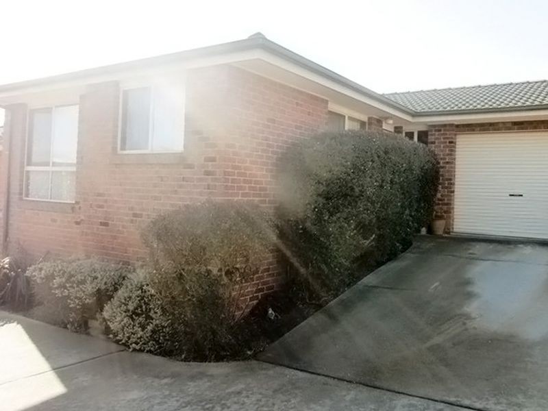 1/3 Parr Place, Queanbeyan NSW 2620