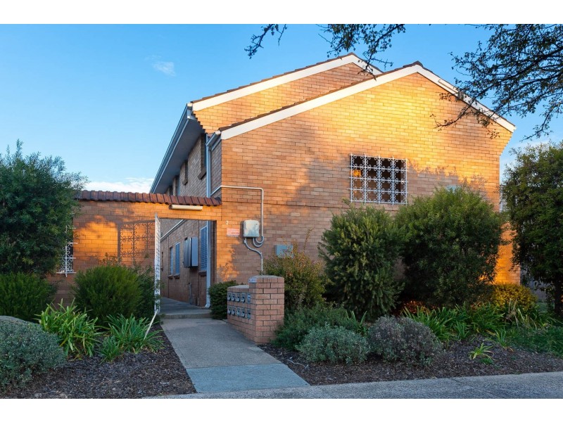 19/25 Macquoid Street, Queanbeyan NSW 2620