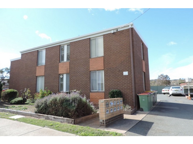 4/22 Carrington Street, Queanbeyan East NSW 2620