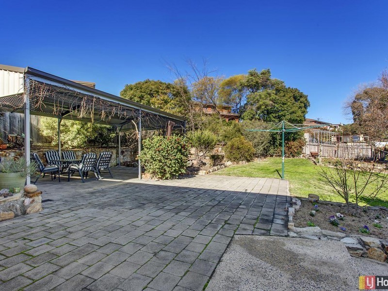 40 Pindari Crescent, Queanbeyan NSW 2620