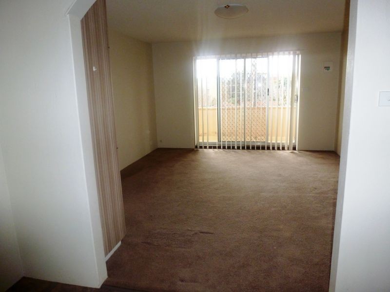 5/11-13 McKeahine Street, Queanbeyan NSW 2620