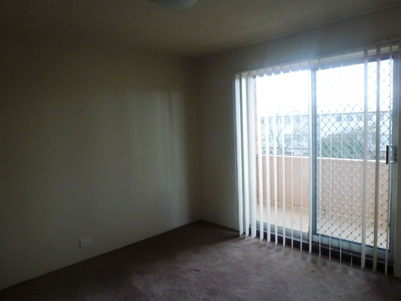 5/11-13 McKeahine Street, Queanbeyan NSW 2620