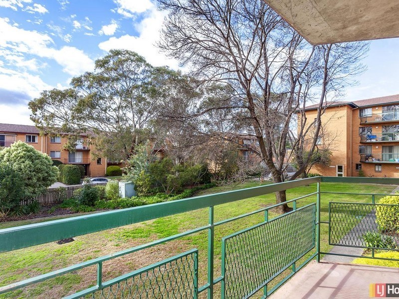 16/13-15 Mowatt Street, Queanbeyan NSW 2620