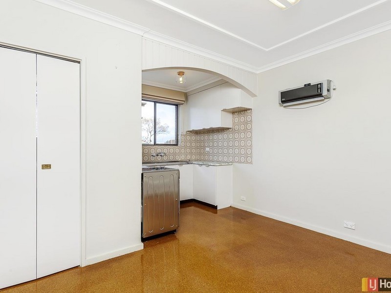 16/13-15 Mowatt Street, Queanbeyan NSW 2620