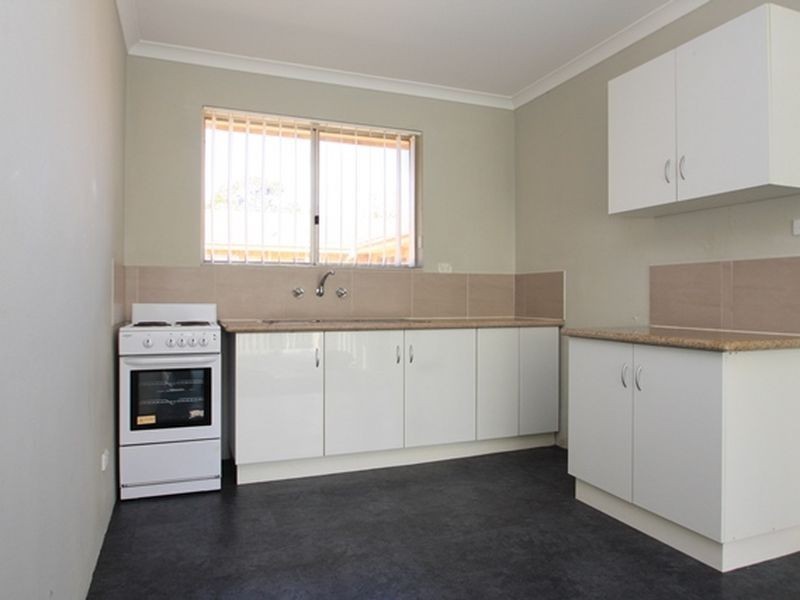18/63 Molonglo Street, Queanbeyan NSW 2620