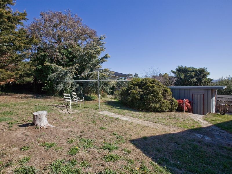 9 Bendora Avenue, Queanbeyan NSW 2620