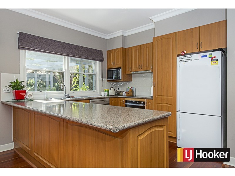 12 White Avenue, Queanbeyan NSW 2620