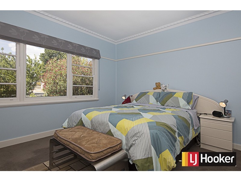 12 White Avenue, Queanbeyan NSW 2620