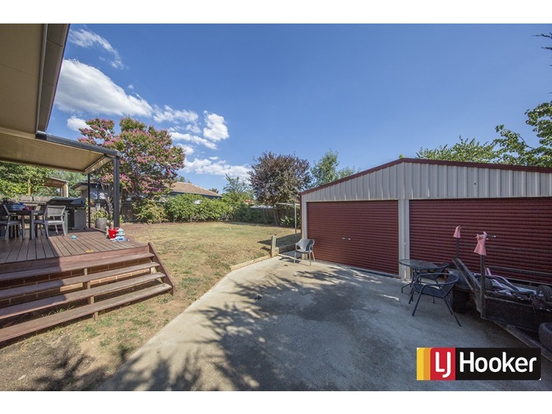 12 White Avenue, Queanbeyan NSW 2620