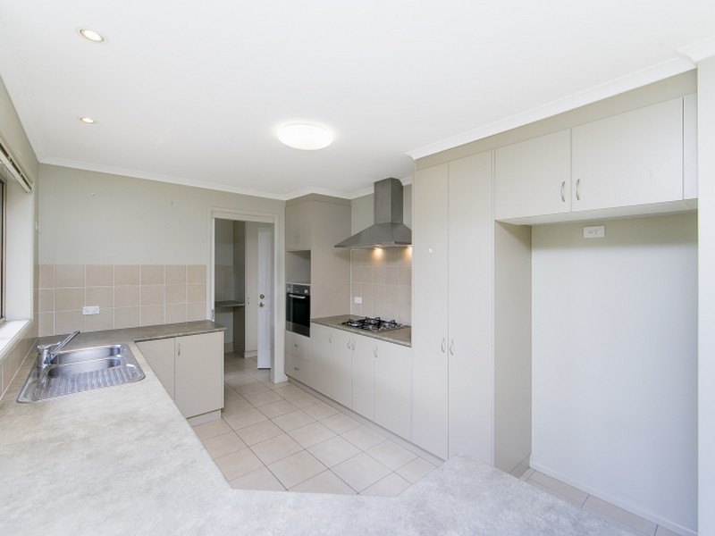 10/43-47 Hutchison Circuit, Queanbeyan NSW 2620